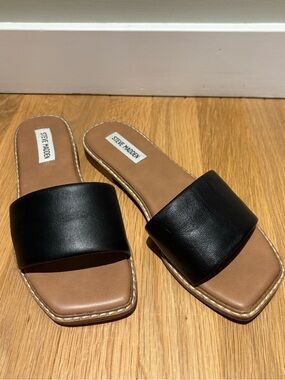 Steve Madden Sandra Slide Sandal - Size 7.5